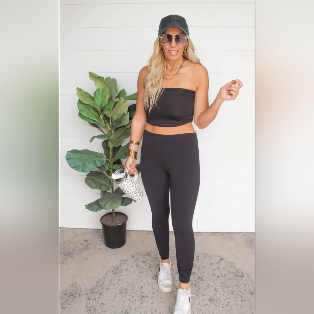 NWT Mono B Tube Top Bandeau